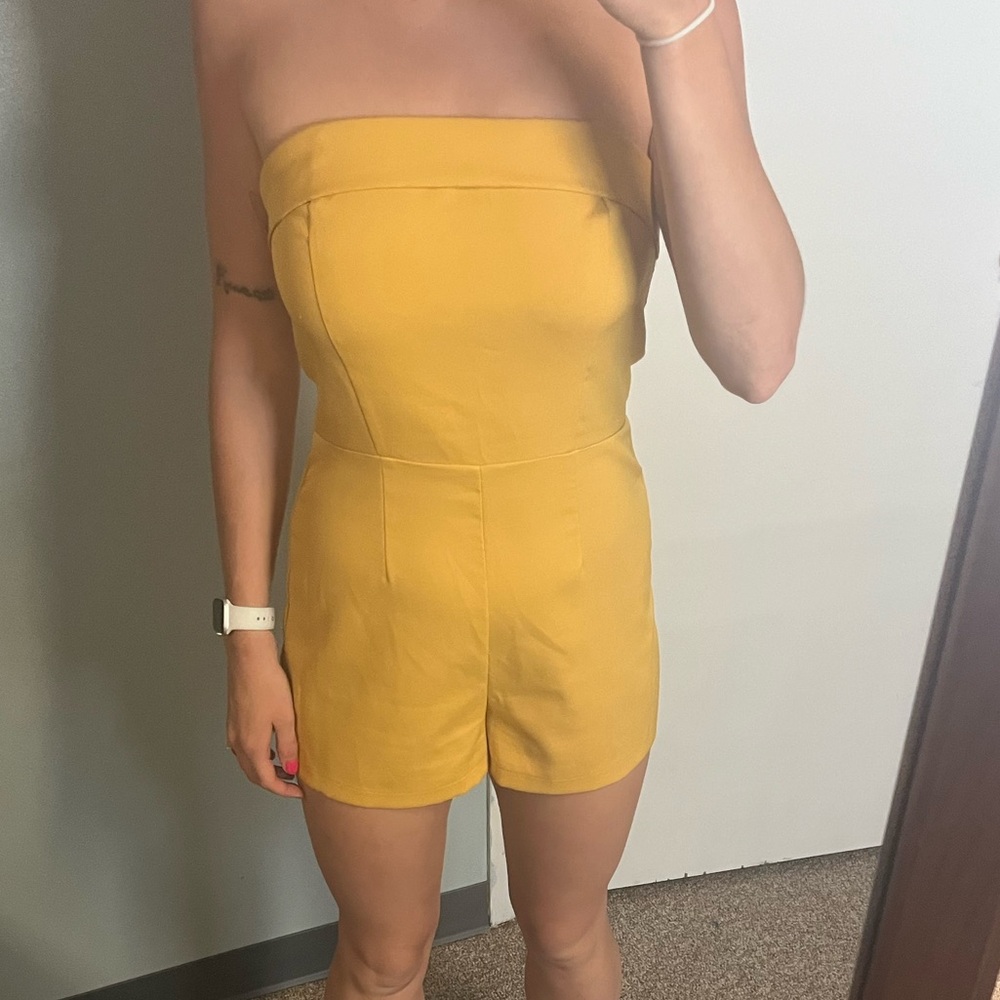 Strapless yellow romper